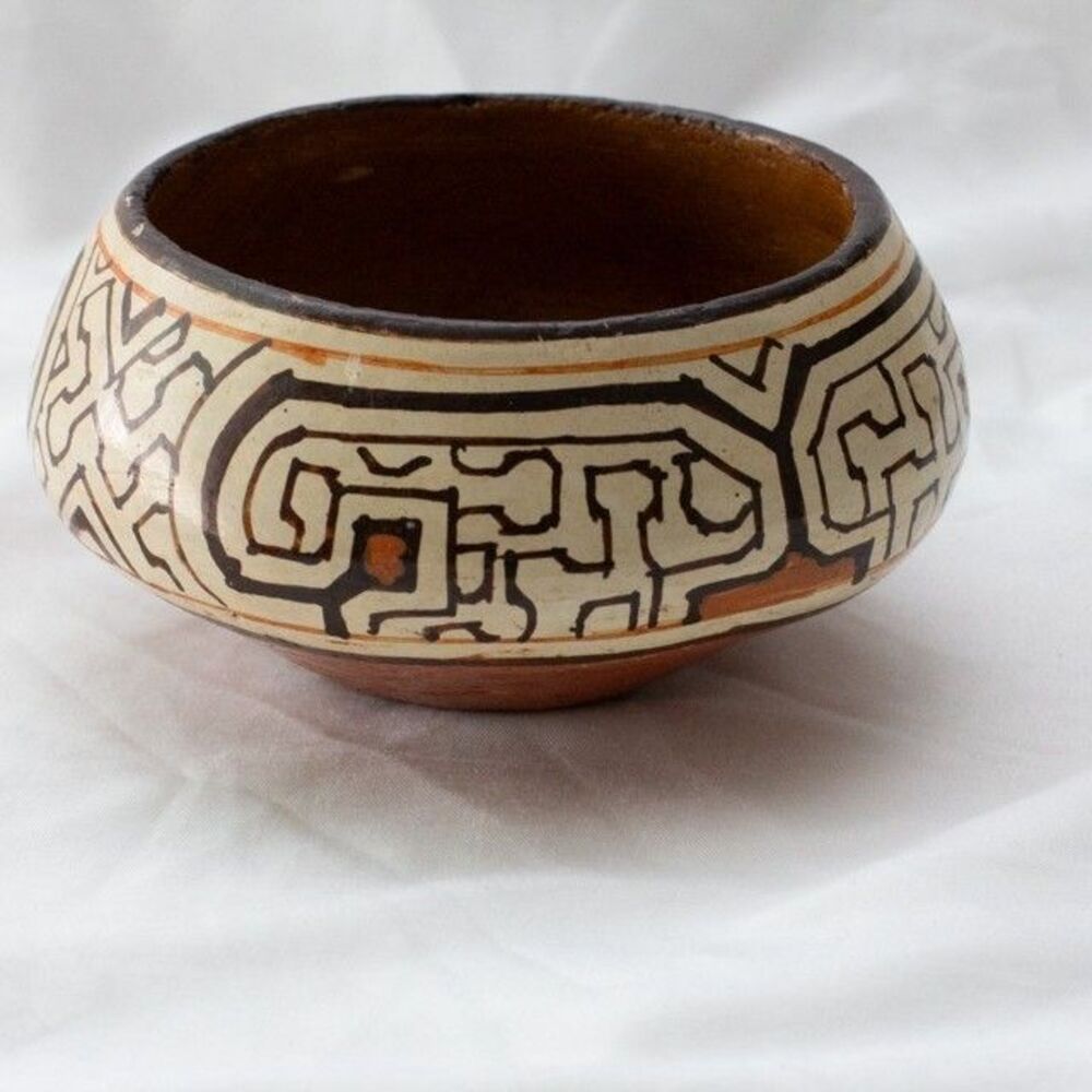 Antique Shipibo-Conibo Peru Polychrome Pottery Bowl Kené Design Ayahuasca Vision - Picture 6 of 8